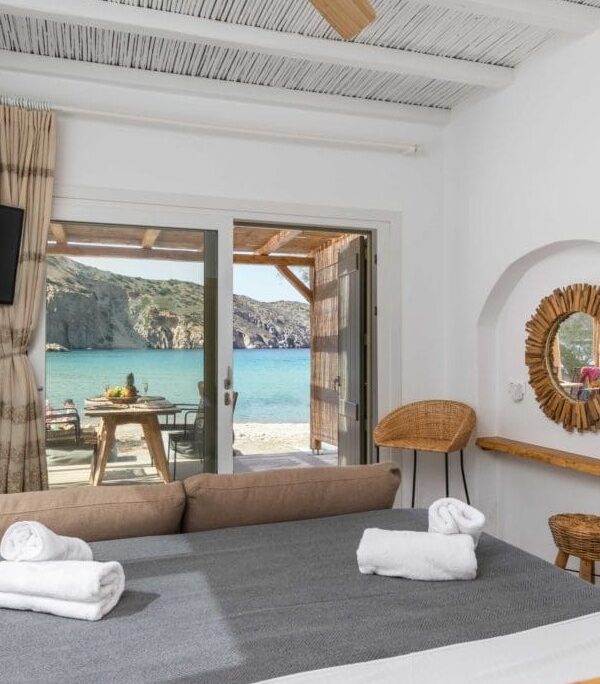 Vilos Suites — Milos